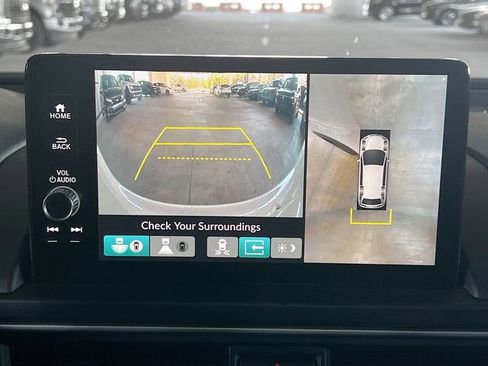 Used 2025 Honda Pilot Black Edition image 21