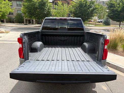 Used 2021 Chevrolet Silverado 1500 LTZ AWD/4WD image 8