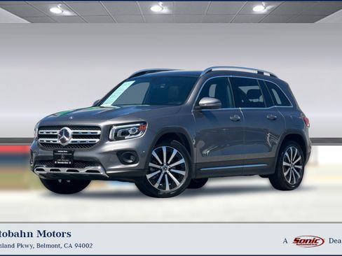 Used 2022 Mercedes-Benz GLB 250 4MATIC image 1