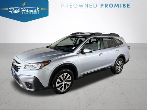 Used 2022 Subaru Outback Premium AWD/4WD image 1