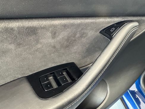 Used 2020 Tesla Model Y Long Range AWD/4WD image 36