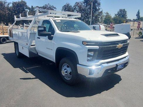 Used 2026 Chevrolet Silverado 3500 W/T w/ WT Convenience Package RWD image 2