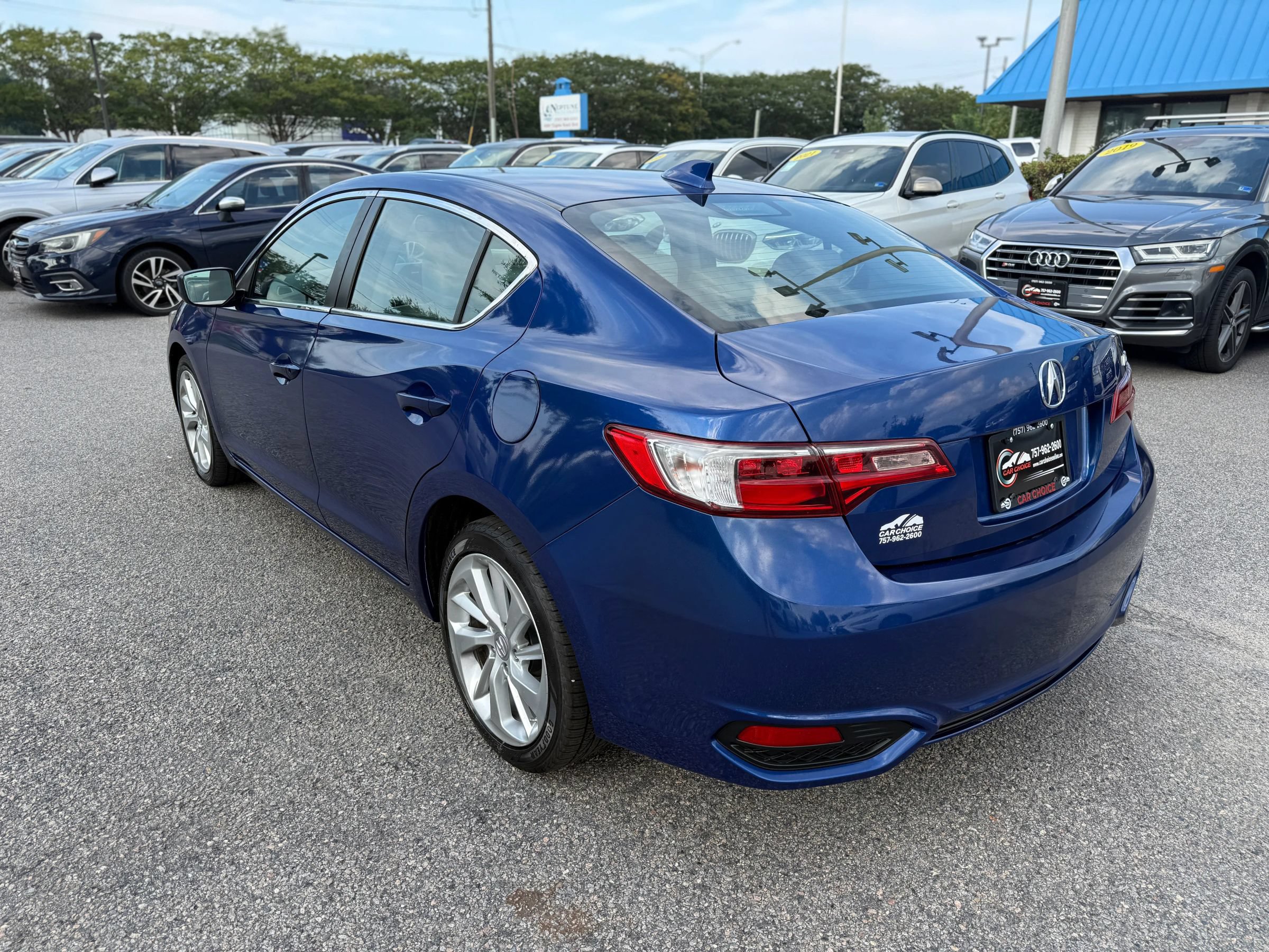 Used 2017 Acura ILX FWD image 10