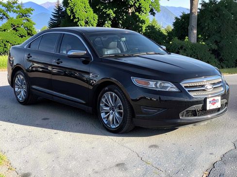 Used 2012 Ford Taurus Limited FWD image 8