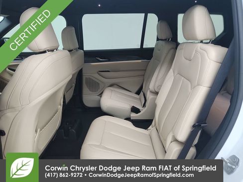 Used 2025 Jeep Grand Cherokee L Limited w/ Trailer Tow Package AWD/4WD image 29