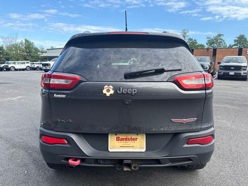 Used 2016 Jeep Cherokee Trailhawk AWD/4WD image 4