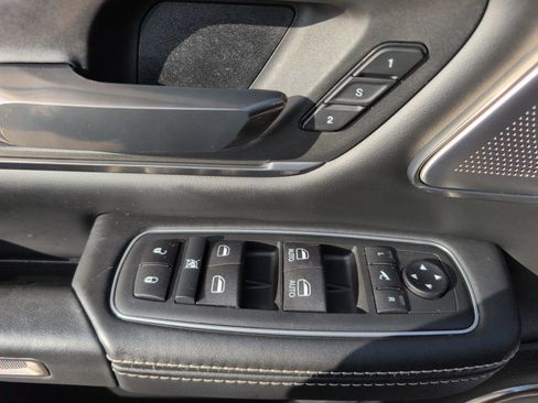 Used 2020 RAM 1500 Limited w/ Black Appearance Package image 16