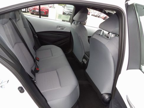 New 2026 Toyota Corolla SE image 9