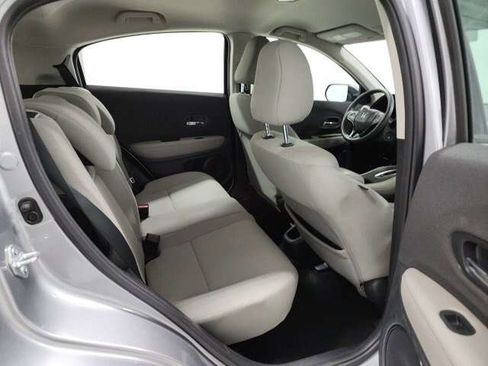 Used 2021 Honda HR-V LX image 16