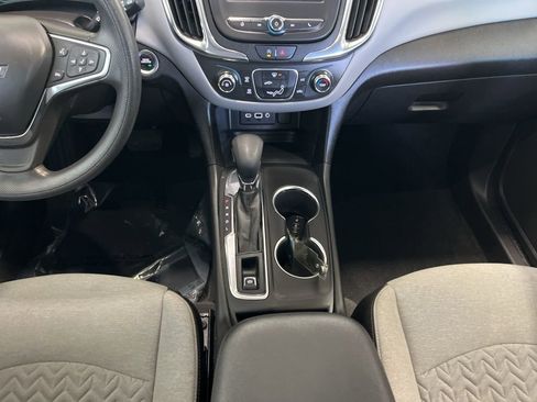 Used 2024 Chevrolet Equinox LS FWD image 10