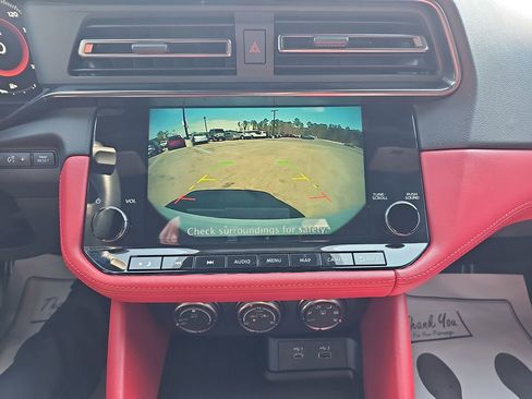 Used 2025 Nissan Z Performance w/ Floor Mat Package image 25