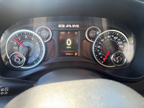 Used 2020 RAM 1500 Big Horn AWD/4WD image 16