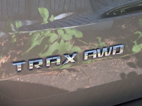 Used 2021 Chevrolet Trax LT w/ Sport Edition AWD/4WD image 6