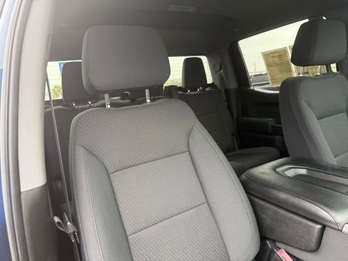 Used 2020 Chevrolet Silverado 1500 Custom w/ Custom Value Package image 43