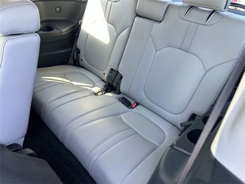 Used 2023 Honda Pilot Elite image 24