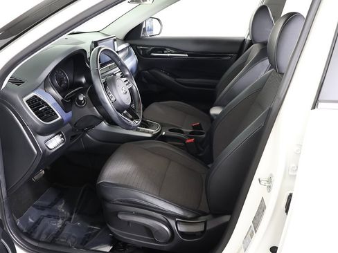 Used 2021 Kia Seltos S image 29