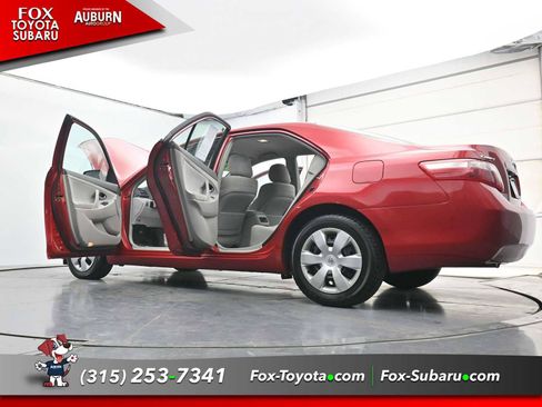 Used 2009 Toyota Camry LE FWD image 35