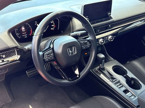 Used 2023 Honda Civic Sport image 10