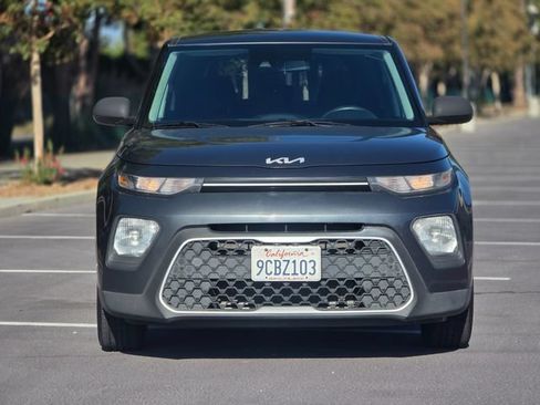 Used 2022 Kia Soul LX w/ Technology Package FWD image 14