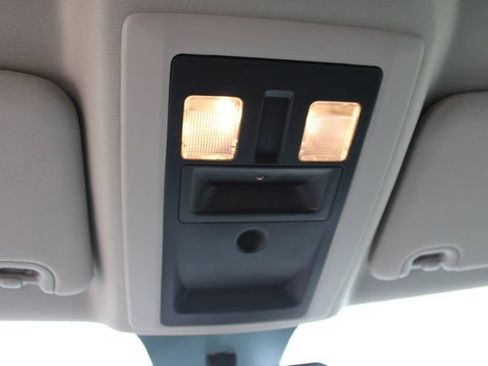 Used 2024 RAM 1500 Classic SLT AWD/4WD image 30