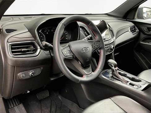 Used 2023 Chevrolet Equinox RS w/ RS Leather Package image 14