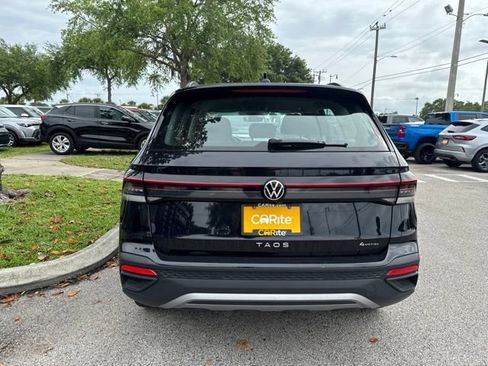 Used 2025 Volkswagen Taos S AWD/4WD image 4