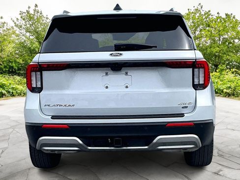 Certified 2025 Ford Explorer Platinum w/ LUX Leather Package image 4