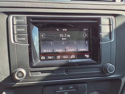 Used 2018 Volkswagen Jetta S FWD image 23
