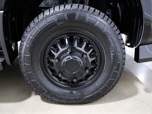 Used 2024 Mercedes-Benz Sprinter 3500 image 14