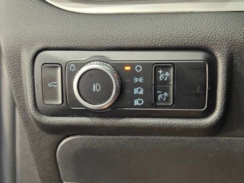 Used 2023 Ford Explorer XLT w/ Equipment Group 202A AWD/4WD image 44