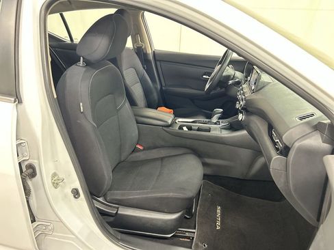 Used 2020 Nissan Sentra S image 22