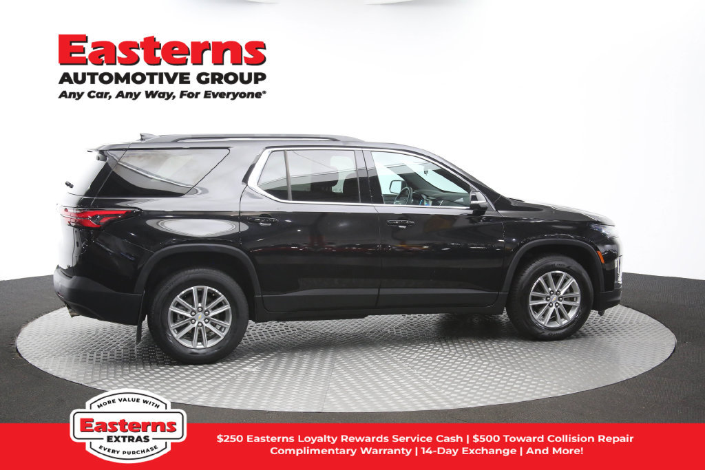 Used 2023 Chevrolet Traverse LT FWD image 48