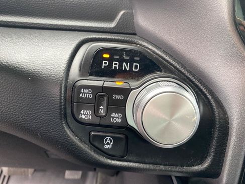 Used 2023 RAM 1500 Laramie AWD/4WD image 12