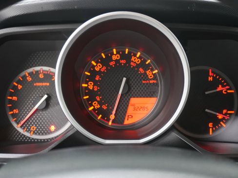 Used 2011 Toyota 4Runner SR5 w/ Convenience Pkg RWD image 15