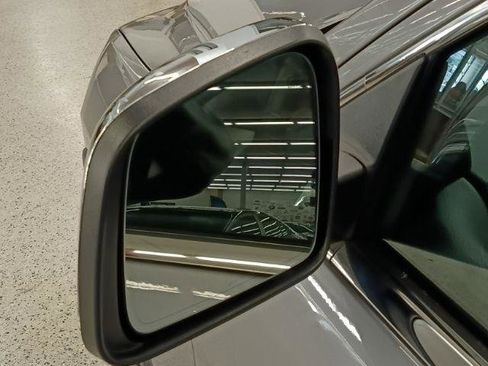 Used 2019 Jeep Grand Cherokee Limited AWD/4WD image 15