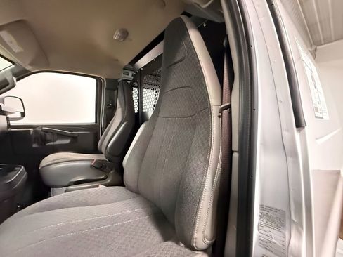 Used 2024 GMC Savana 2500 w/ Driver Convenience Package image 53