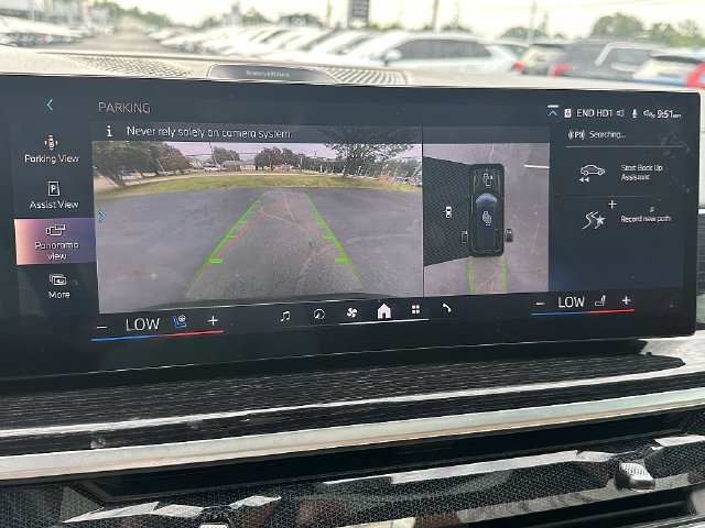 Used 2024 BMW X7 xDrive40i w/ M Sport Package AWD/4WD image 33