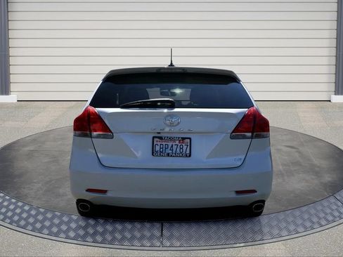 Used 2012 Toyota Venza LE w/ LE Convenience Pkg FWD image 6
