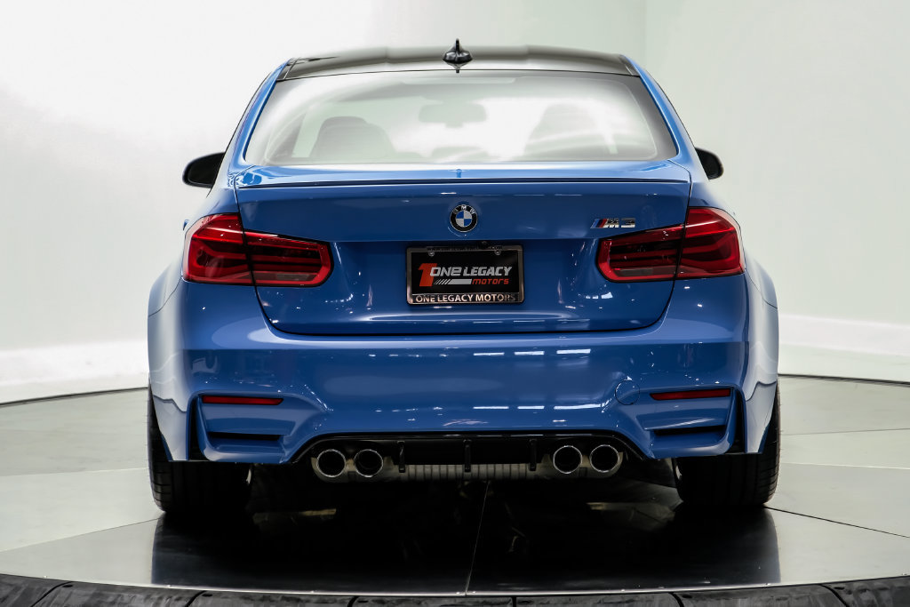 Used 2018 BMW M3 RWD image 10