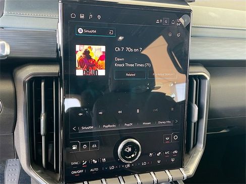 New 2026 GMC Acadia AT4 w/ Luxury Package image 10