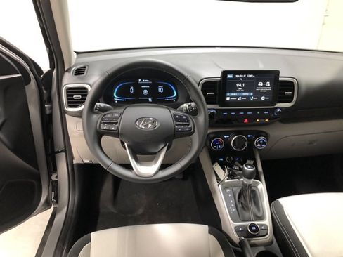 New 2026 Hyundai Venue SEL image 28
