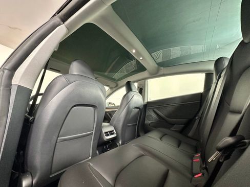 Used 2023 Tesla Model 3 Standard Range image 6