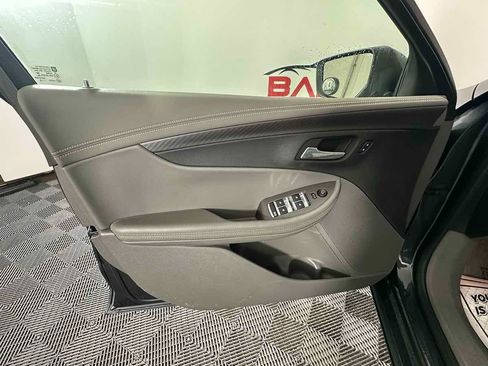 Used 2015 Chevrolet Impala LS w/ LS Convenience Package image 13