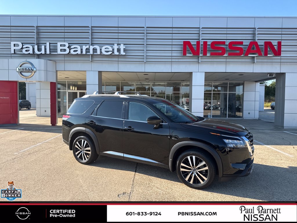 Certified 2025 Nissan Pathfinder Platinum FWD image 6