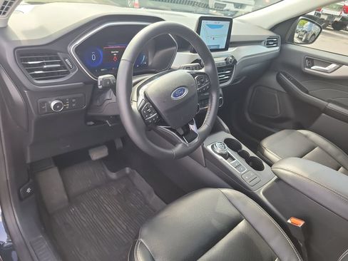 Certified 2022 Ford Escape SEL w/ Technology Package FWD image 16