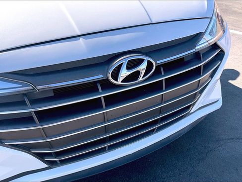 Used 2020 Hyundai Elantra Value Edition w/ Cargo Package (C1) image 28