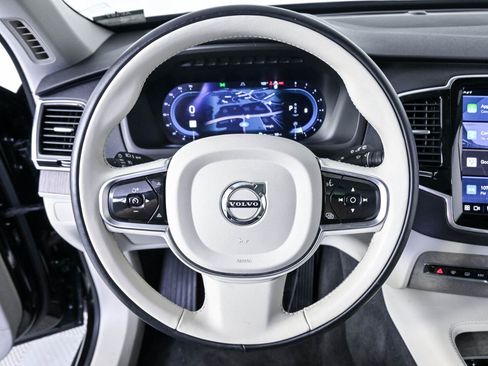Used 2023 Volvo XC90 B6 Plus AWD/4WD image 8