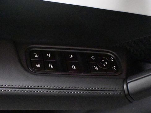 Used 2026 Porsche Cayenne S AWD/4WD image 33