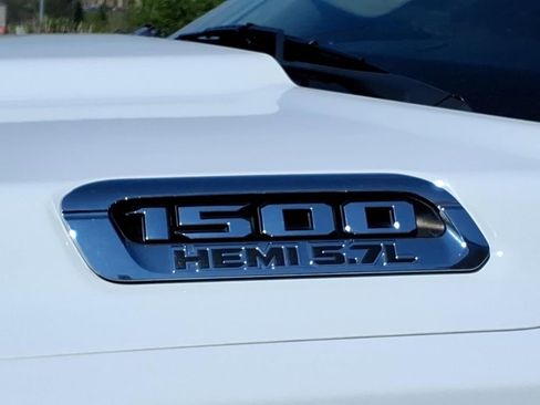 Used 2020 RAM 1500 Laramie AWD/4WD image 11