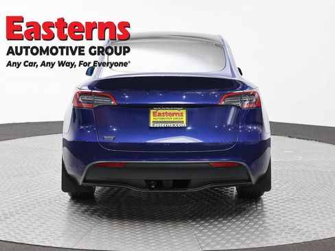 Used 2021 Tesla Model Y Long Range AWD/4WD image 6